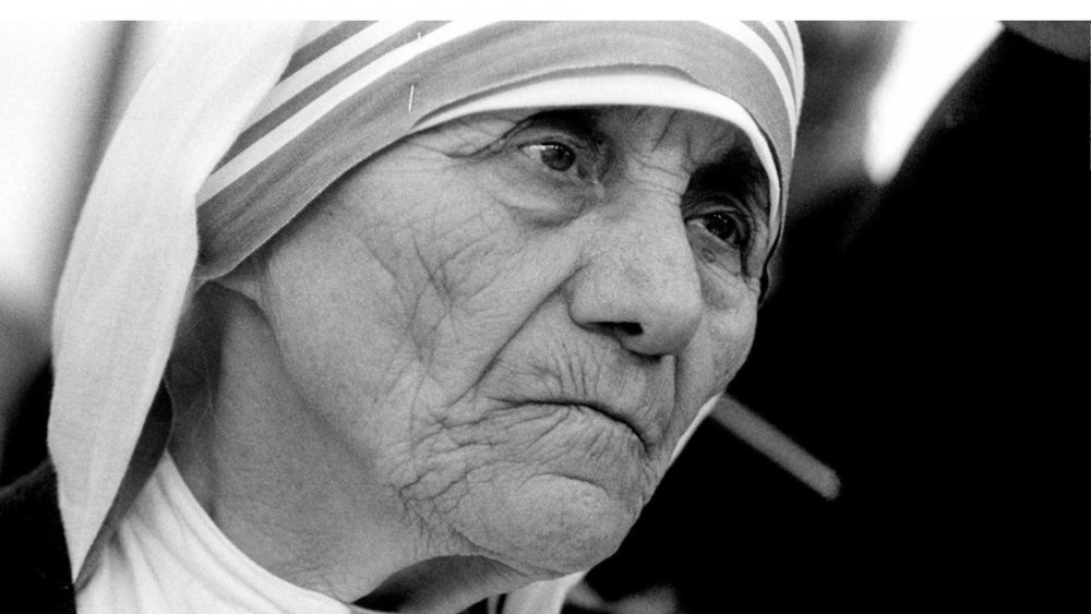 Mother-Teresa-of-Calcutta-Mother-Teresas-Message-to-4th-Womens-Conference.thumb.jpg.b2e22fc9b16ccf96eae190ed02976ca5.jpg