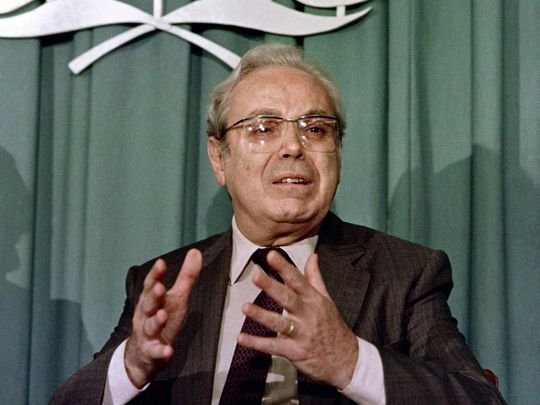 Former-UN-Secretary-General-Javier-Perez-de-Cuellar-_170a8e5ee0d_medium.jpg.db5a2537eb311010aa19d190e4a42e84.jpg