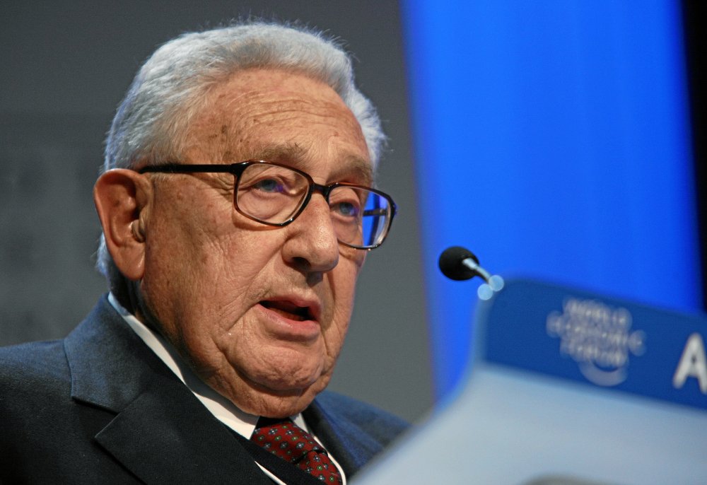 Henry_Kissinger_-_World_Economic_Forum_Annual_Meeting_Davos_2008_numb2.jpg