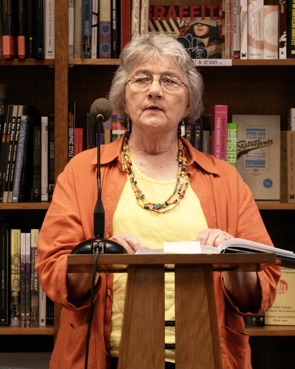 Katherine_Paterson_Politics_and_Prose_2011_crop (1).jpg