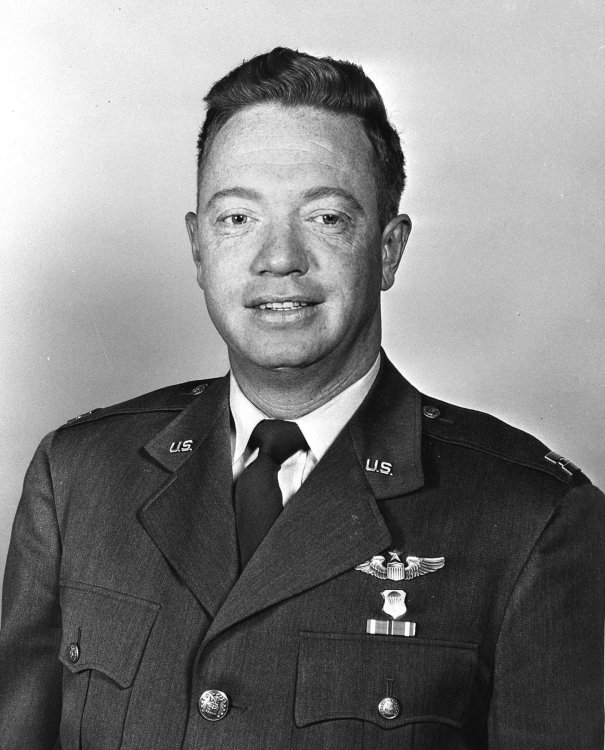 Joseph_Kittinger,_Jr (1).jpg