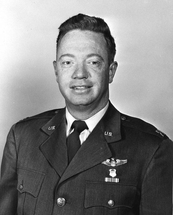 Joseph_Kittinger,_Jr.jpg